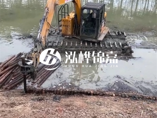 河道木材松木樁怎么選？河道工程用什么規(guī)格松木樁？