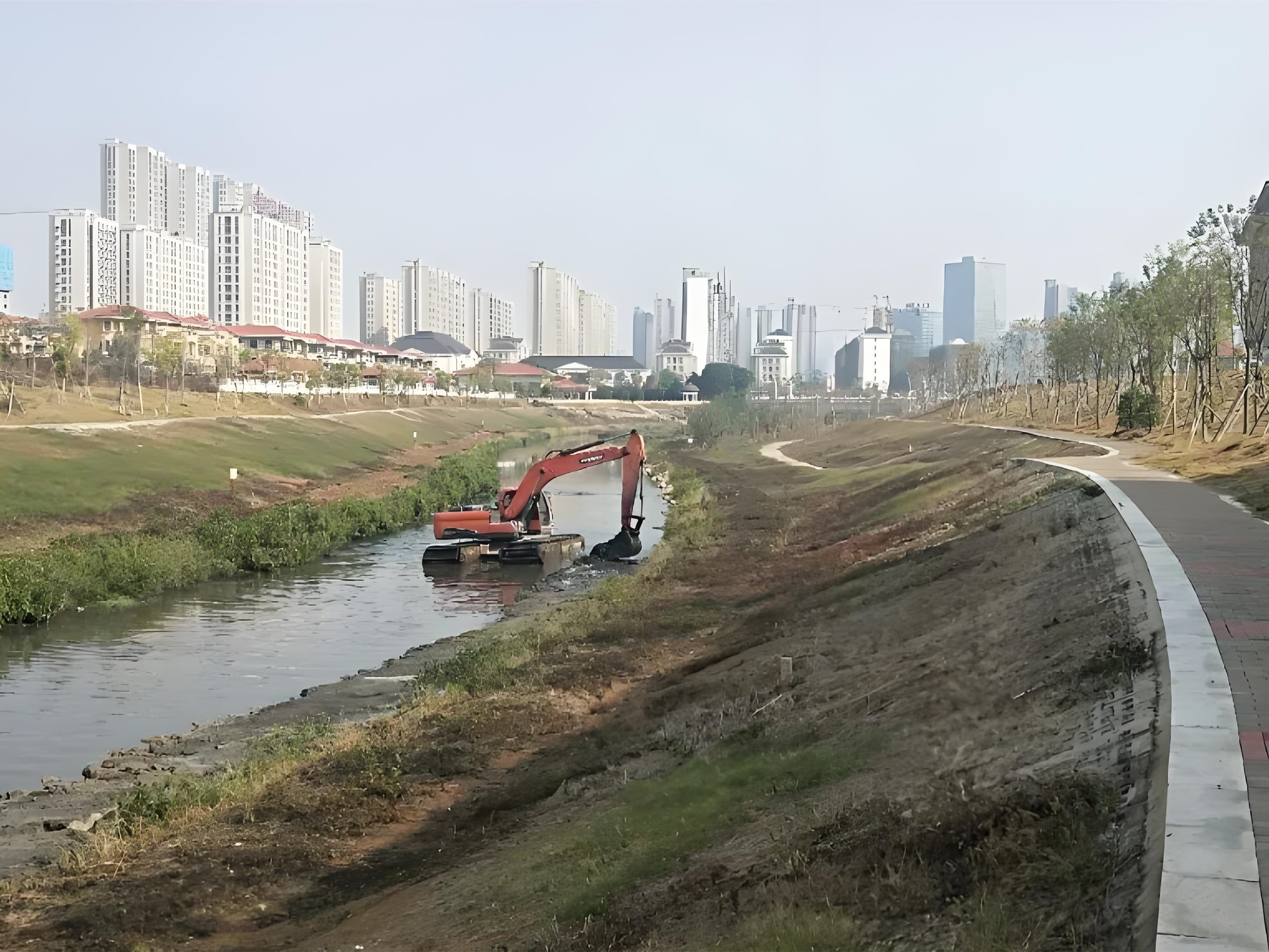 上海青浦區(qū)挖機(jī)清淤施工隊-沼澤地清淤后如何防止再次淤積？