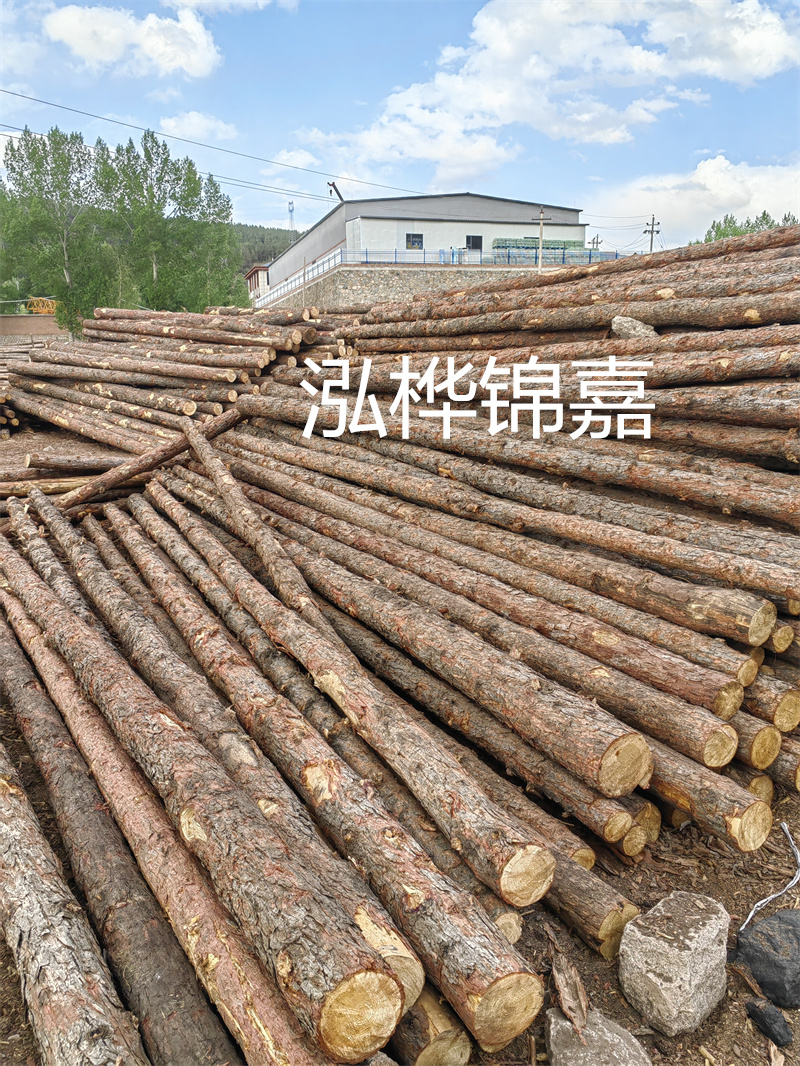 松木樁防腐施工圖片-保護環(huán)境，延長使用壽命